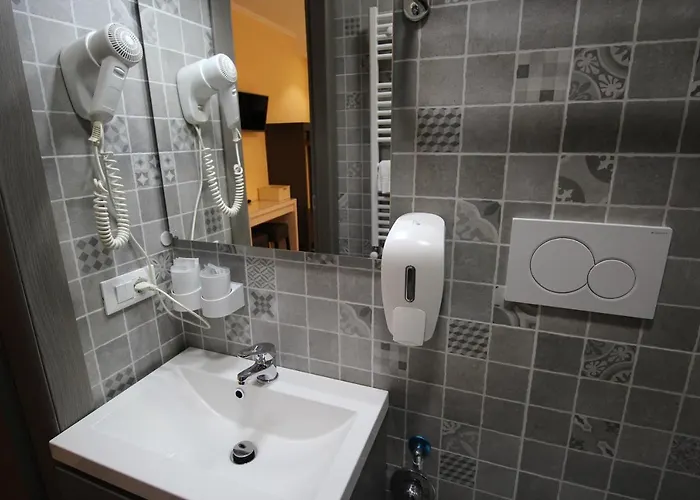 Quest House Lihong Roma