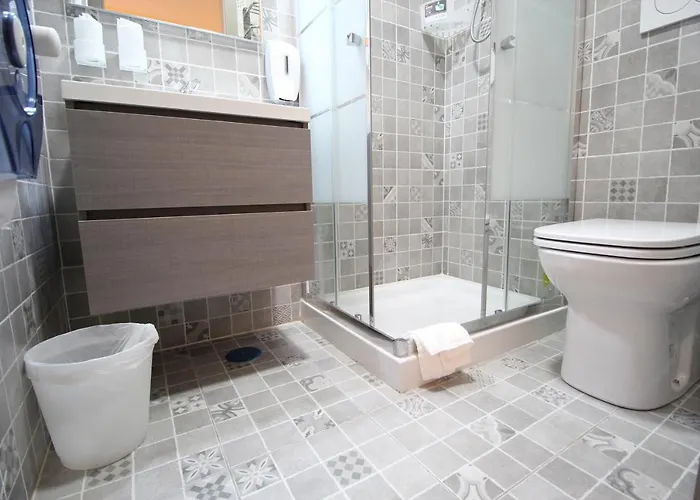 Quest House Lihong 4* Roma